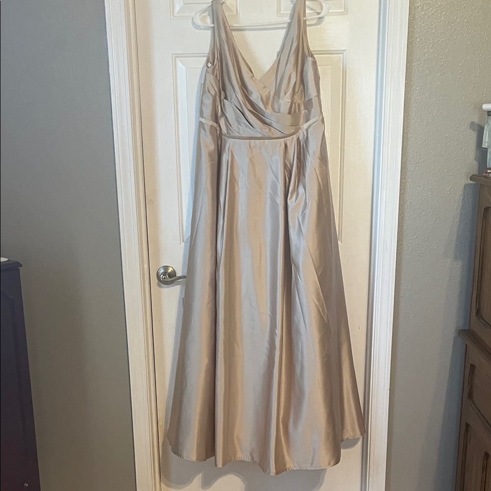 Elegant Cream Evening Gown